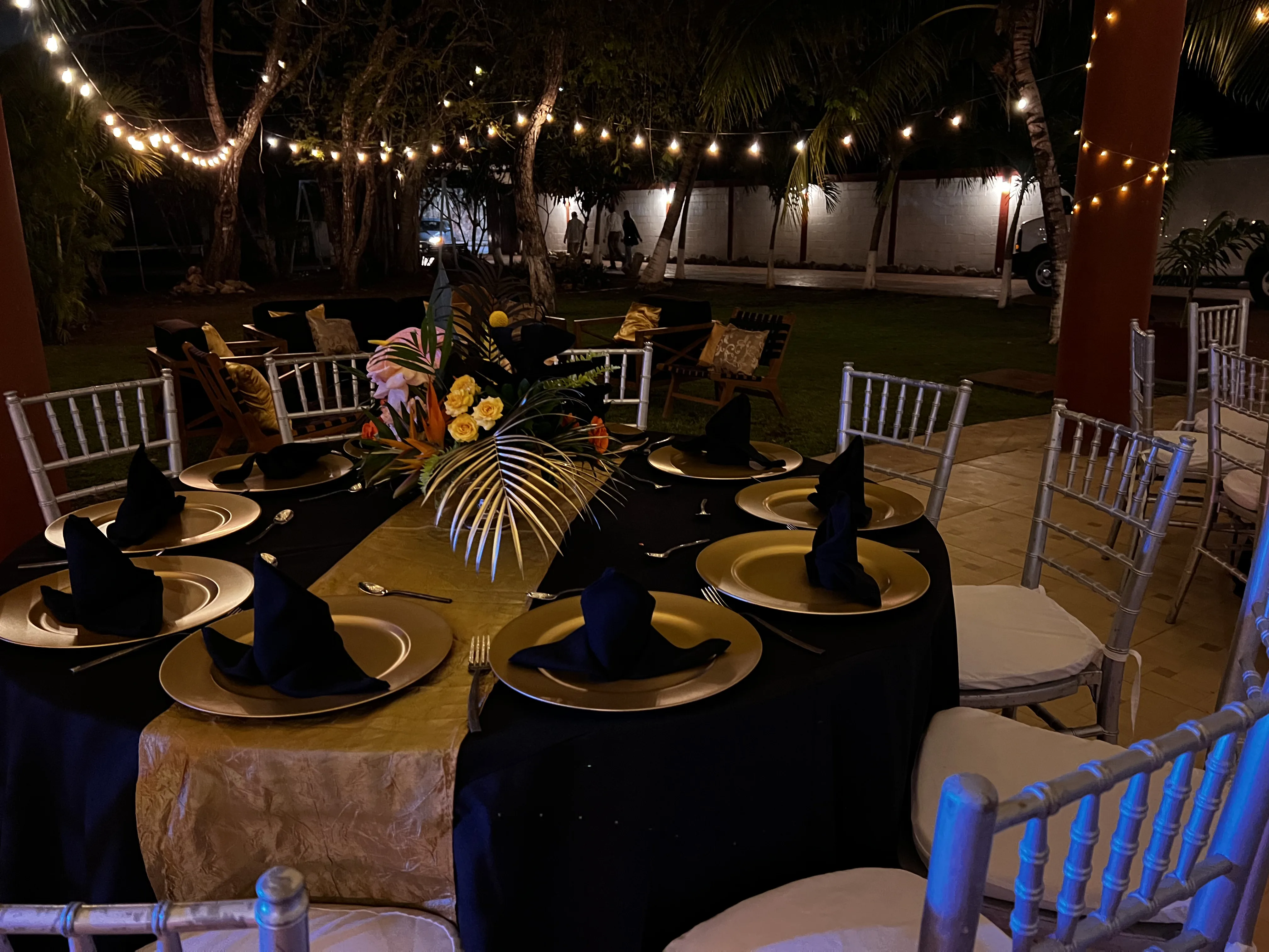 Montaje de salón para boda o evento en Cancún.